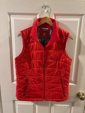 Columbia Women's Omni-Heat Red Full Zip Vest ~ Medium ~ EUC